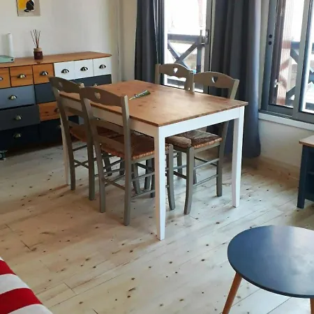 De 35 M2,avec Terrasse Et Vue Sur La Mer *